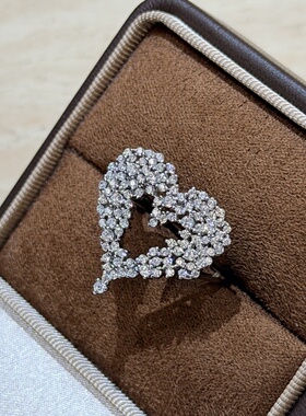 轻奢s925纯银 满天星星空顶镂空大号爱心戒指感爆闪满钻