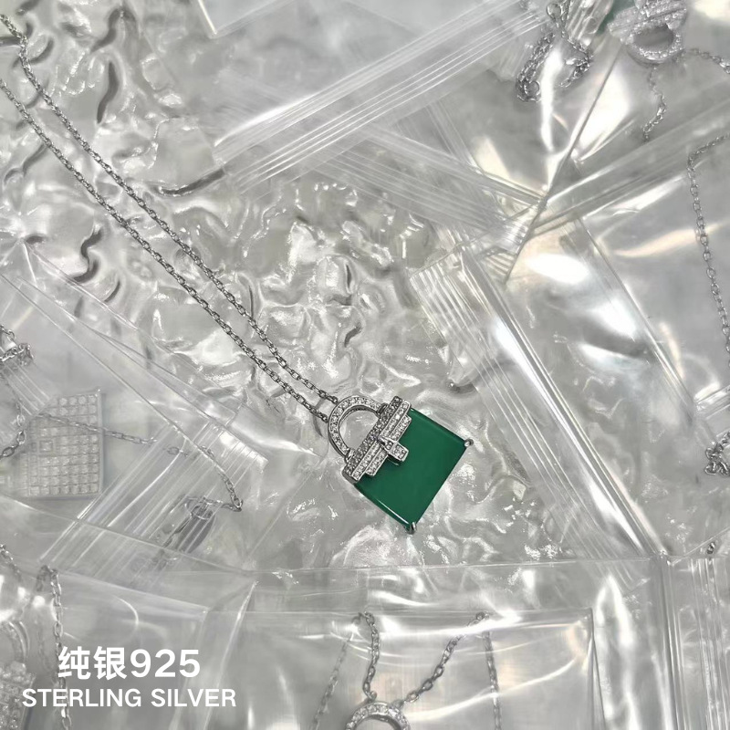 设计师纯银S925双面绿玉髓包包项链背面满钻镶嵌正反面两戴奢华