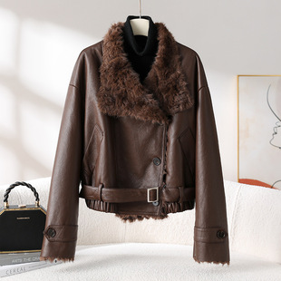 2025冬新款小湖羊皮毛一体机车短款羊羔毛大衣女海宁环保皮草外套