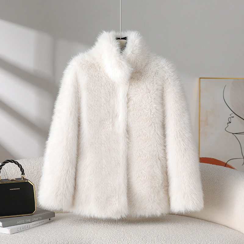 2025冬新款环保狐狸毛立领年轻保暖加厚仿皮草外套女皮毛一体大衣