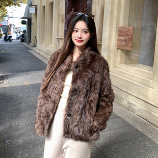 2025冬季仿皮草环保小湖羊年轻小个子宽松短款皮毛一体毛毛外套女