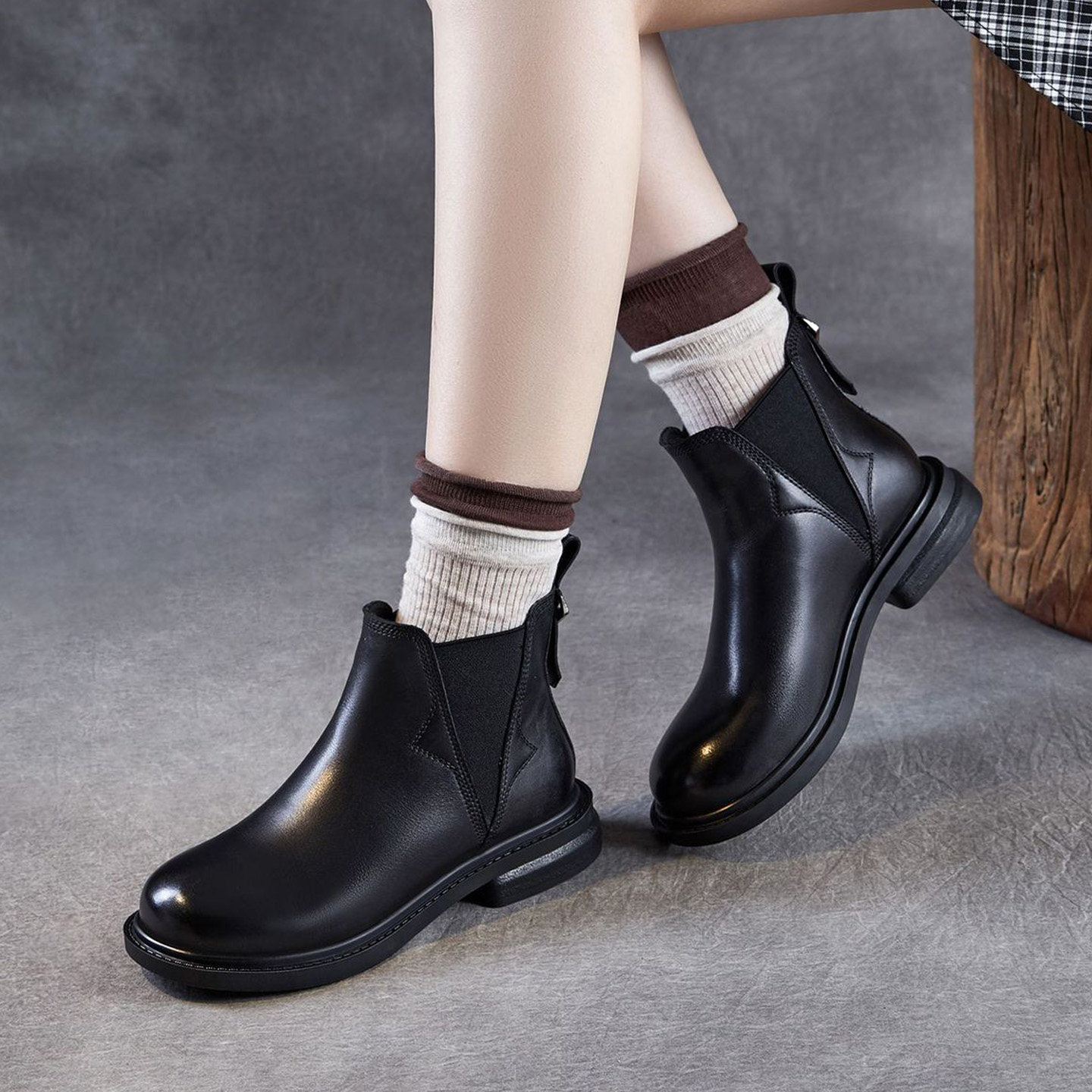 头层牛皮复古英伦切尔西靴女秋冬粗跟真皮短筒马丁靴圆头套筒裸靴,女鞋,切尔西靴,淘宝优惠券,粉丝福利购,淘宝优惠卷