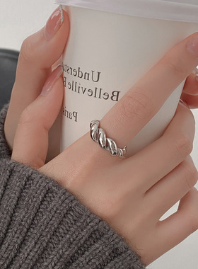 韩版S925银个性麻花条纹戒指女复古时尚牛角包开口指环创意食指戒