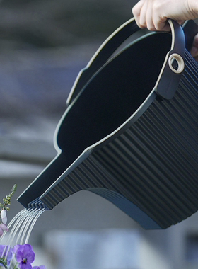 利快浇花壶Hachiman Gardens日本进口园艺水壶绿植盆栽灌根浇水壶