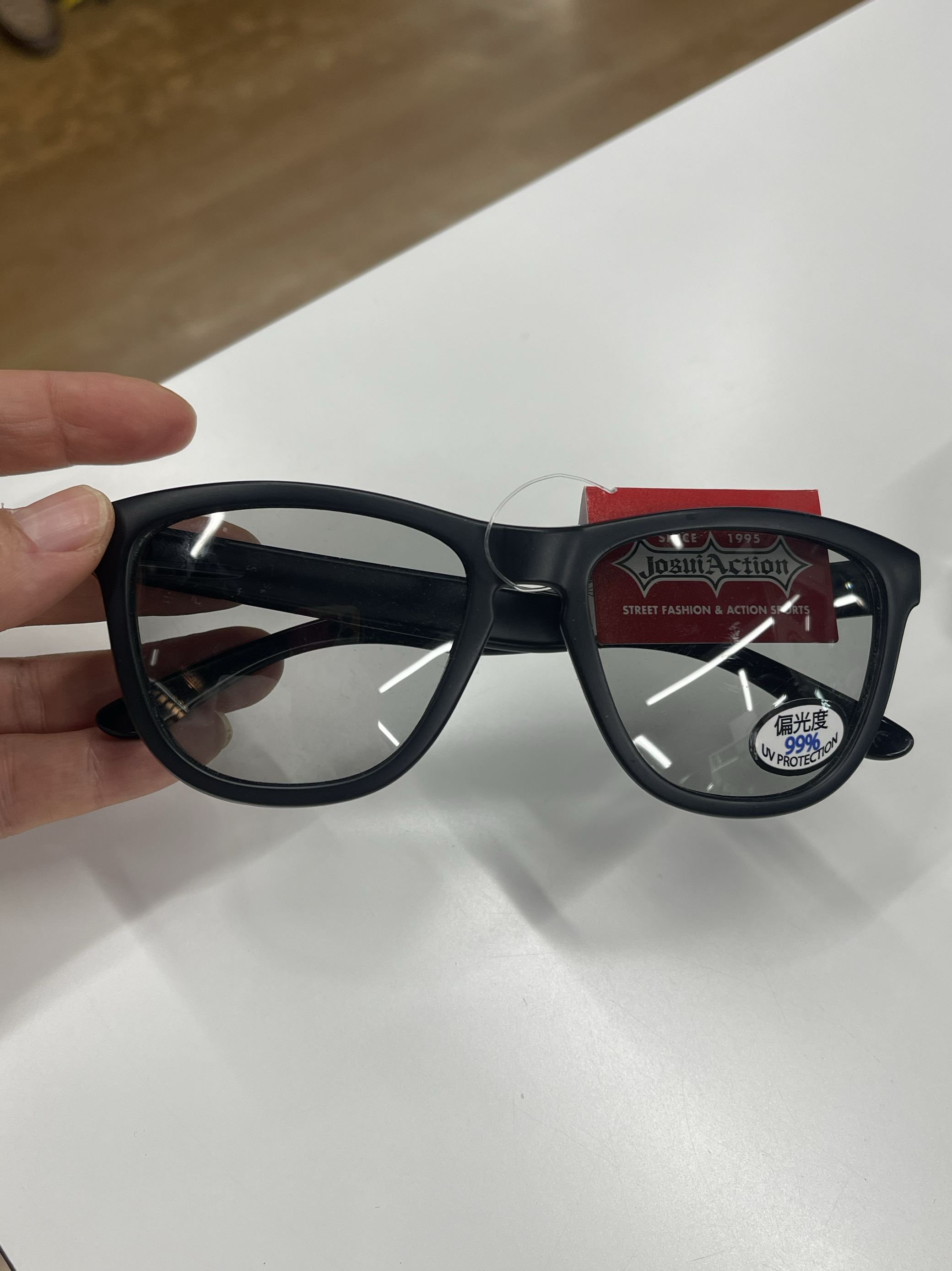 【日本直邮】户外徒步旅行偏光太阳镜，墨镜男女款两色全框架树脂