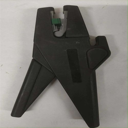 拍前询价菲尼克斯剥线K钳,成色如图议价