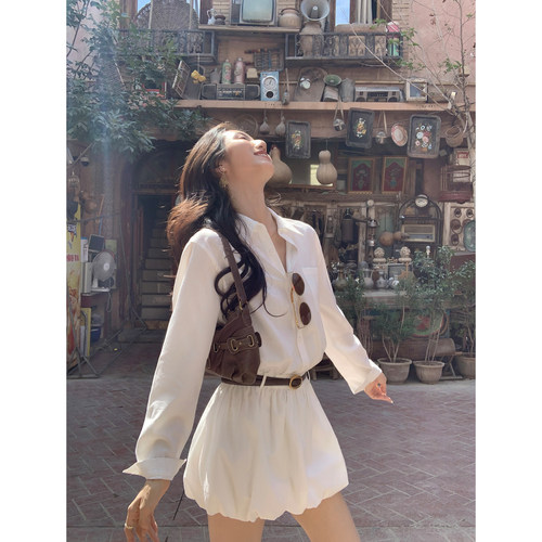 MULVAN 山茶白茉莉 极简白色衬衫连衣裙女休闲收腰气质短款花苞裙