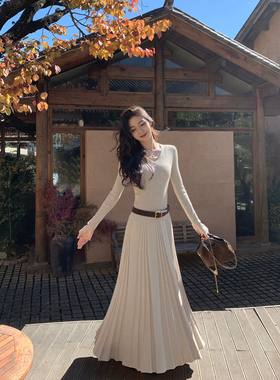 MULVAN Cozy随行 米白色高腰百褶针织半身裙女慵懒风垂感a字伞裙