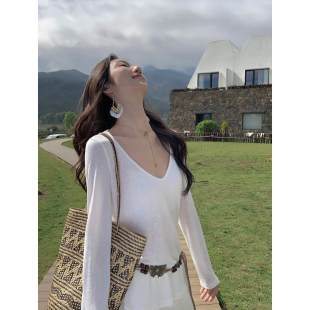 白栀淡人 空调衫 基础V领莱赛尔微透长袖 女薄款 防晒罩衫 MULVAN