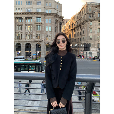 夹棉经典高级感短毛呢外套