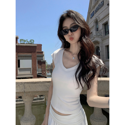 MULVAN 比例天菜 桃心v领正肩短袖t恤女纯欲莱赛尔短款小飞袖上衣