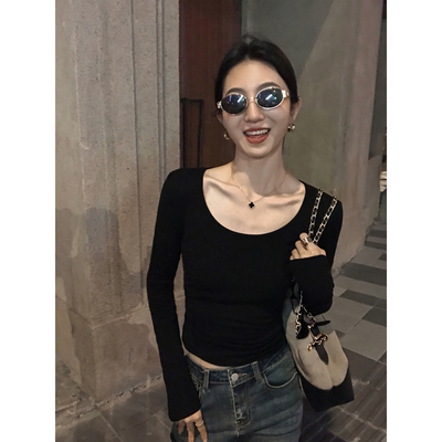 大U领露锁骨长袖t恤女修身打底衫