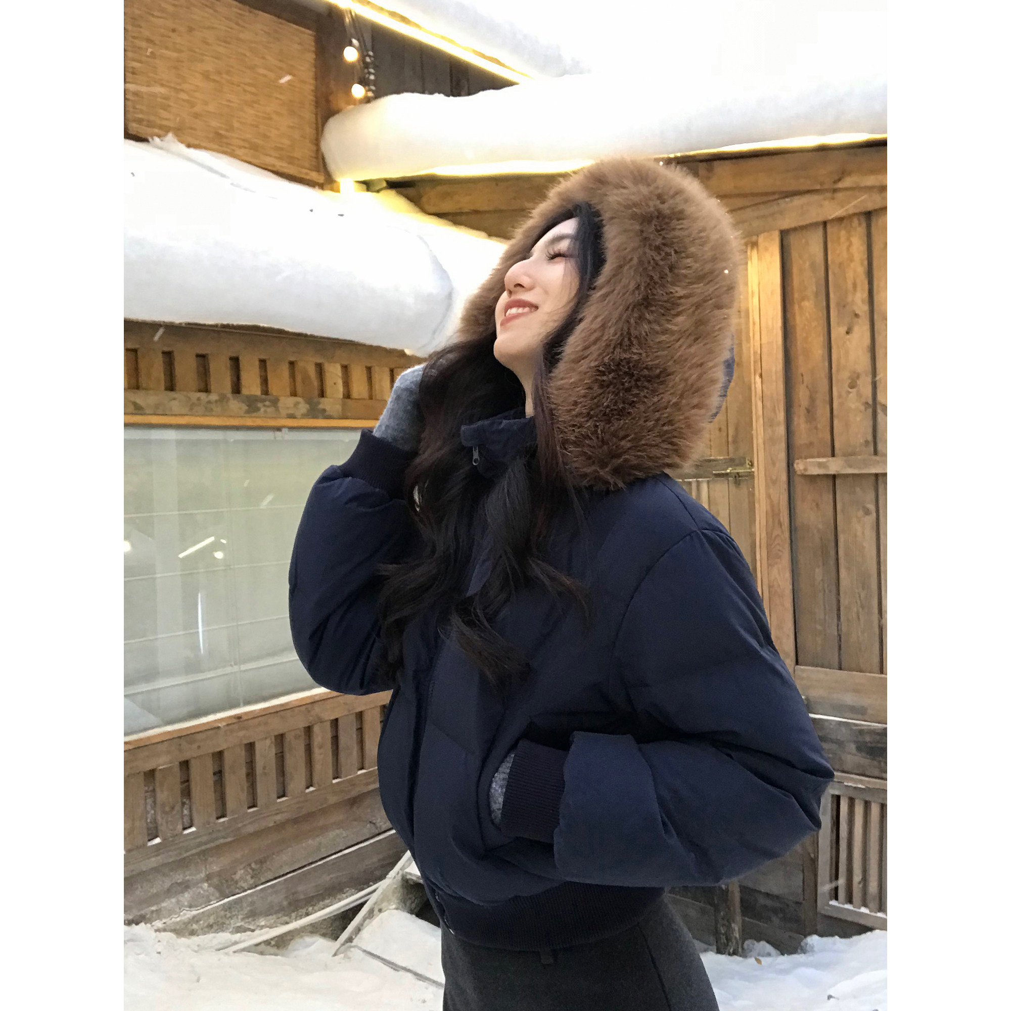 MULVAN 冬日白巧 可拆卸毛领短款羽绒服女气质蓬松保暖羽绒外套,女装/女士精品,羽绒服,淘宝优惠券,粉丝福利购,淘宝优惠卷