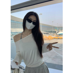 上衣 莱赛尔开叉微透露肩T恤女宽松慵懒防晒罩衫 MULVAN 松弛自在