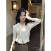 修身 MULVAN 内搭上衣 女秋季 长袖 现货7.5折 拉链连帽针织衫