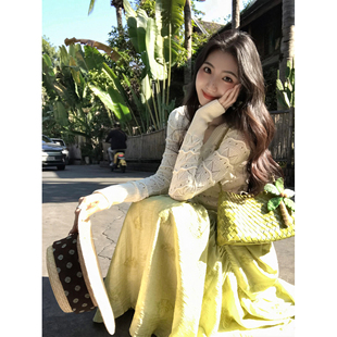 上衣女设计感气质短款 镂空V领绑带针织衫 毛衣 春日心机 MULVAN