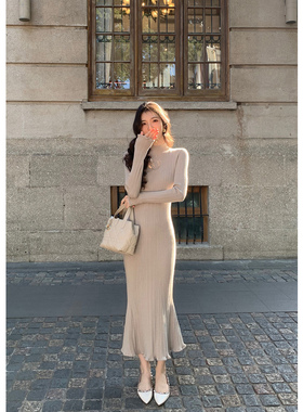 MULVAN 温柔静奢 气质半高领针织连衣裙女修身打底鱼尾中长包臀裙