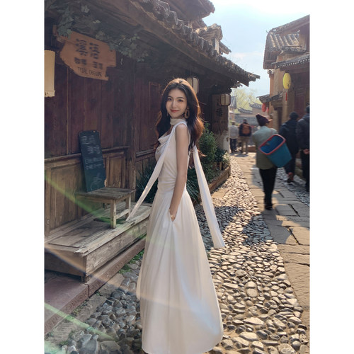 MULVAN 恋综女主 气质荡领连衣裙女设计感可拆飘带拼接针织背心裙