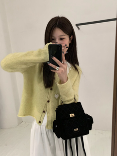 圆领简约针织开衫 今天也是sweet女 穿搭秋款 小个子时尚 情感家