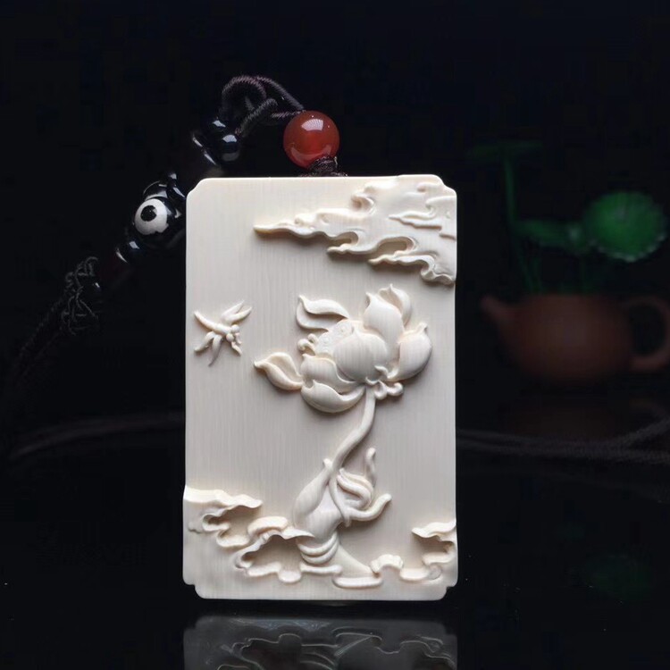 天然猛犸象牙吊坠挂件手工雕刻佛手沾花