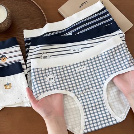松弛治愈蓝小熊系列a类棉中腰少女内裤无痕隐形纯棉加长裆10A抑菌