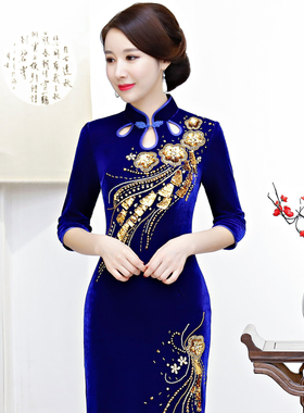 新款旗袍宝蓝色连衣裙中年女复古大气妈妈走秀长款珠绣金丝绒高贵