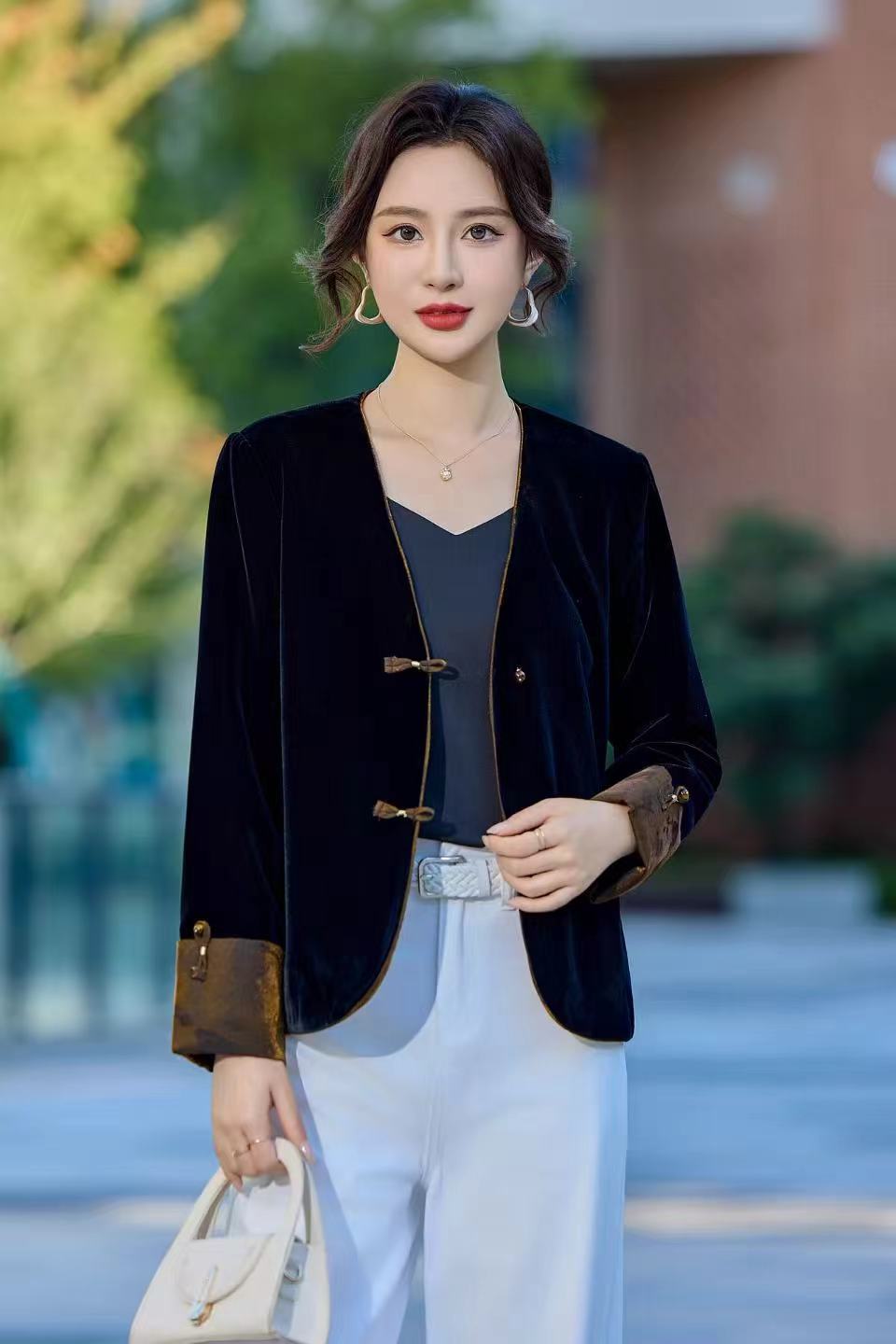 真丝绒浮光锦双面穿国风秋冬上衣女通勤中式气质短款减龄新款外套