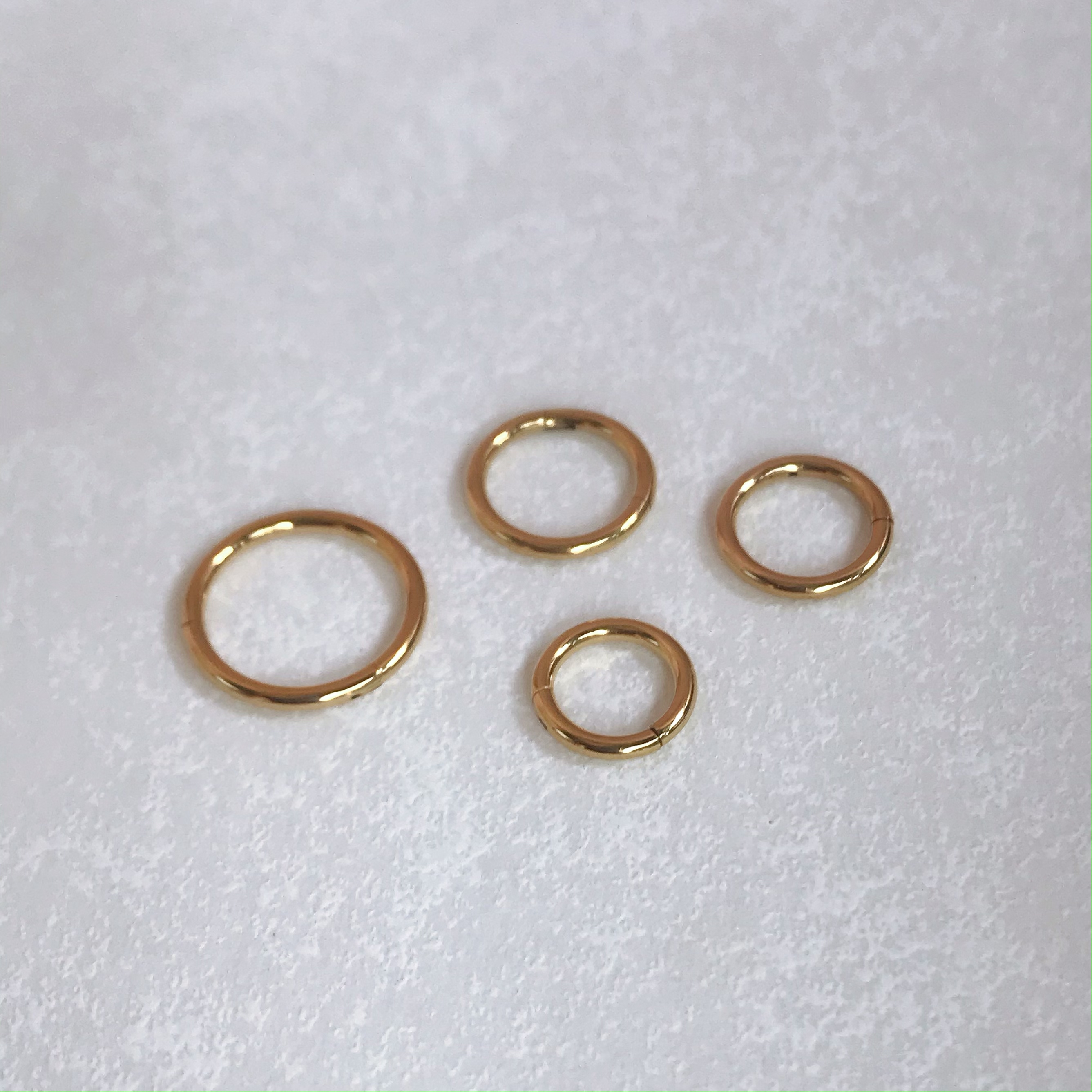 f136钛合金无缝环极简素圈耳环镀金耳圈耳骨环耳扣高抛光