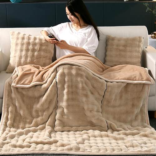 兔毛绒抱枕被子多功能轻奢办公室