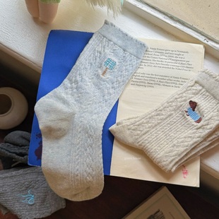 棉袜中筒袜 台灯小狗蝴蝶结刺绣奶盖泡芙四季 green house