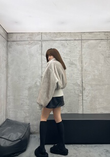 THEA买手店WHITE ABYSS 25秋冬环保皮草夹克外套