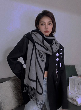 THEA买手店RICHIE MACIE反光挂坠几何图案印花字母长袖西装