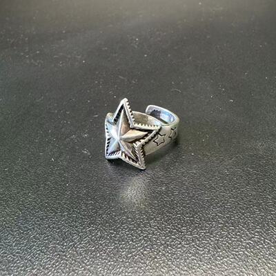 非 CODY SANDERSON 925银 五角星 戒指 成色状态很好  可调节