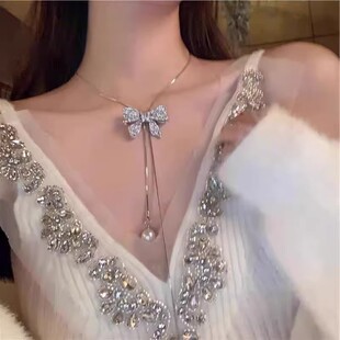 闪钻蝴蝶结抽拉毛衣链女秋冬长款 香氛美人 网红高级项链吊坠配饰