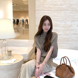 羊毛针织斗篷式 无缝一体慵懒蝙蝠袖 上衣 高智姐感 Baby61