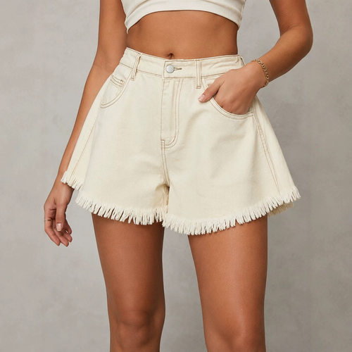 High-waisted, Fashionable Women’s Denim Shorts With A Desig