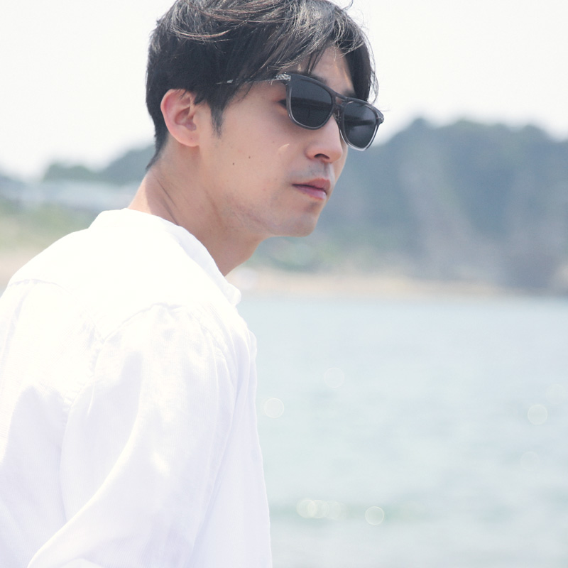 lookinside手打捶目双梁墨镜