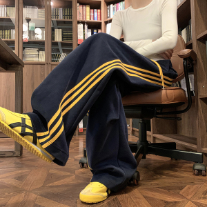 A410-K8661-P65限价99-成分：61%棉 39%聚酯纤维-320g 卫裤面料图片