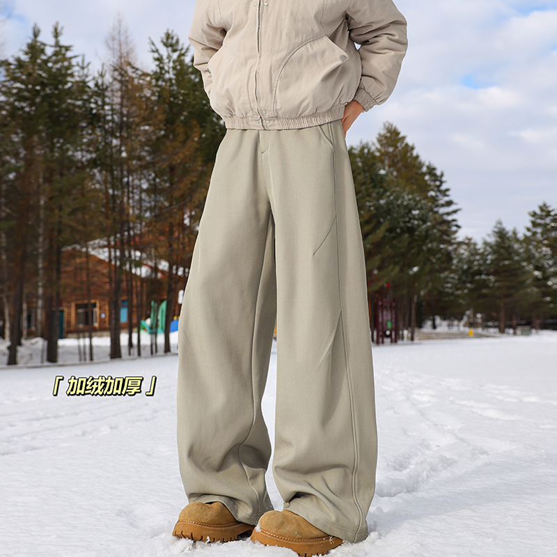 A410-K8256JR-P70限价109-成分：95%涤  5%氨纶-380g左右 tr面料