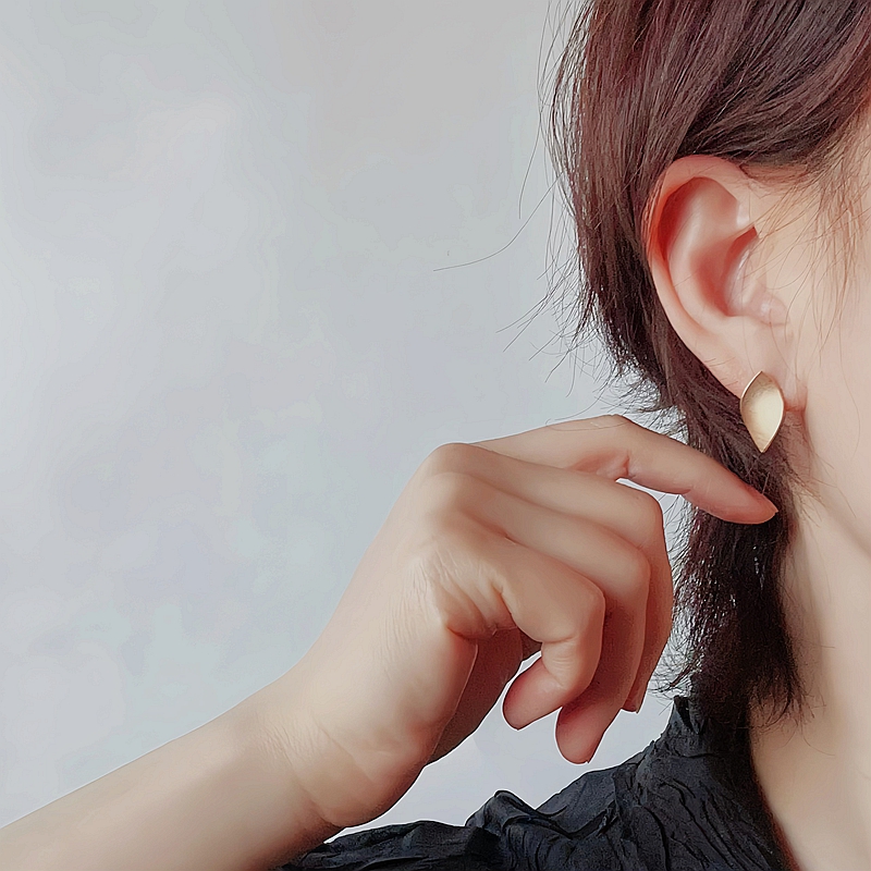 通勤复古925银磨砂金叶子耳钉