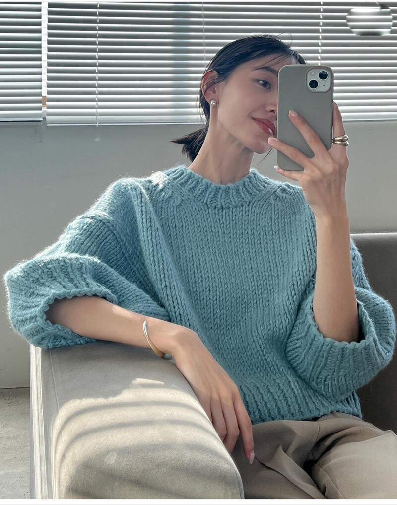 日系高定松本小众牌 慵懒复古奶油粗棒针羊毛软糯短款毛衣女