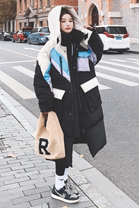 撞色90羽绒服 8145 P355 控价538图片