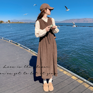 咖色灯芯绒连衣裙两件套女2023秋季新款法式高级感超好看套装裙子,女装连衣裙,浙宝265