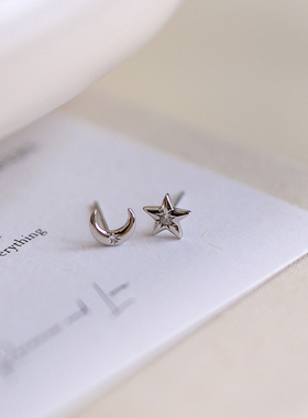 999足银星星月亮耳钉女小众设计感气质甜美不对称养耳洞纯银耳饰