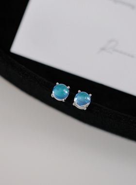 S999足银幻彩月光石圆形耳钉百搭精致小巧四爪养耳小众设计感耳环