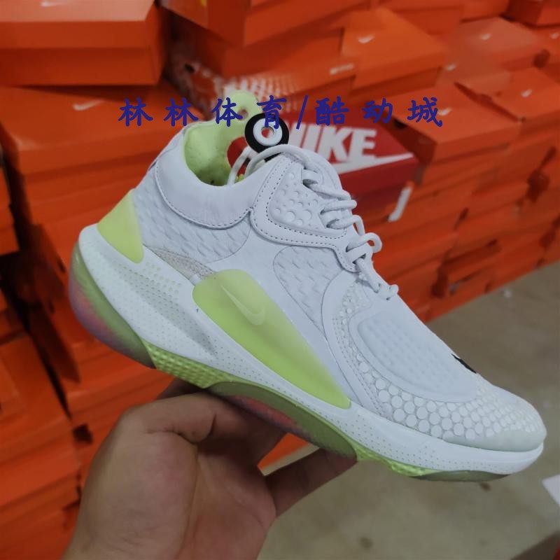 耐克男女颗粒缓震运动跑步鞋