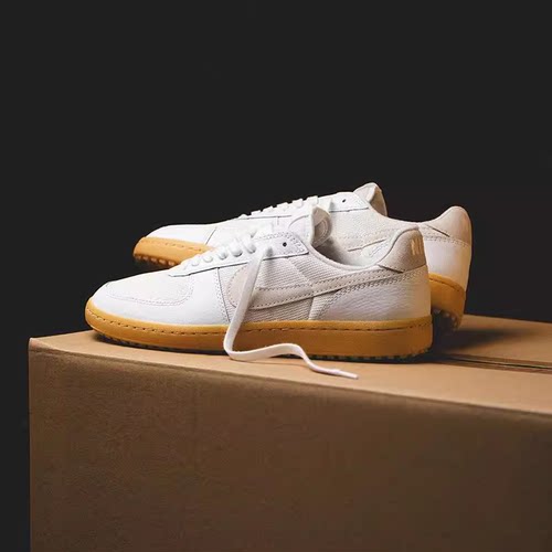 Nike/耐克男女复古运动休闲鞋