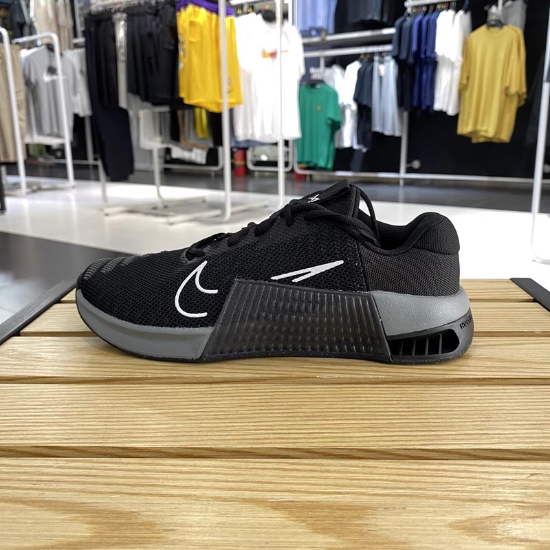 减震运动训练鞋Nike耐克