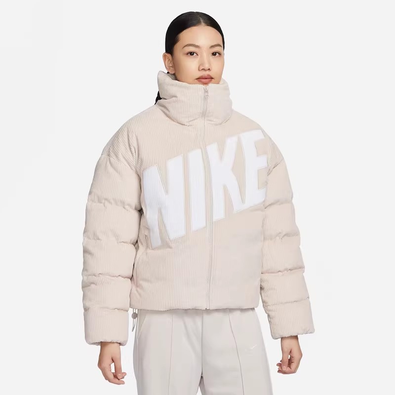 NIKE耐克 THERMA-FIT女子立领短款冬季保暖休闲羽绒服FD8214-104