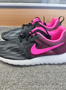 NIKE/耐克 ROSHERUN 大童透气运动跑步鞋 705486-820244/AH3433